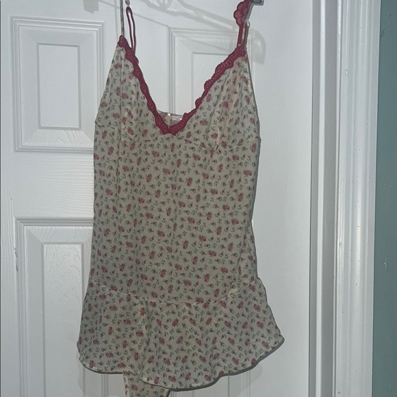 Victoria's Secret Cream and Red Floral Chemise - Picture 1 of 9